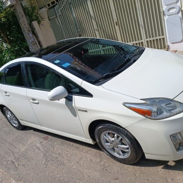 លក់ TOYOTA Prius 2010